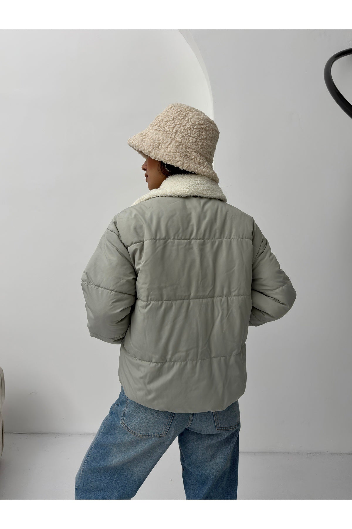 Peluş Detaylı Regular Kalıp Dolumlu Mont