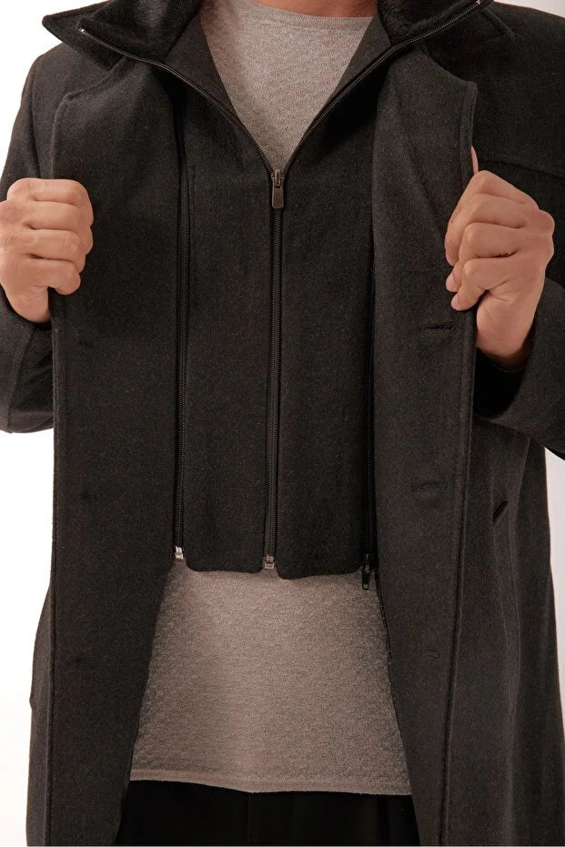 Erkek Yakası Kürklü Çıkma Yelekli Palto - Antrasit