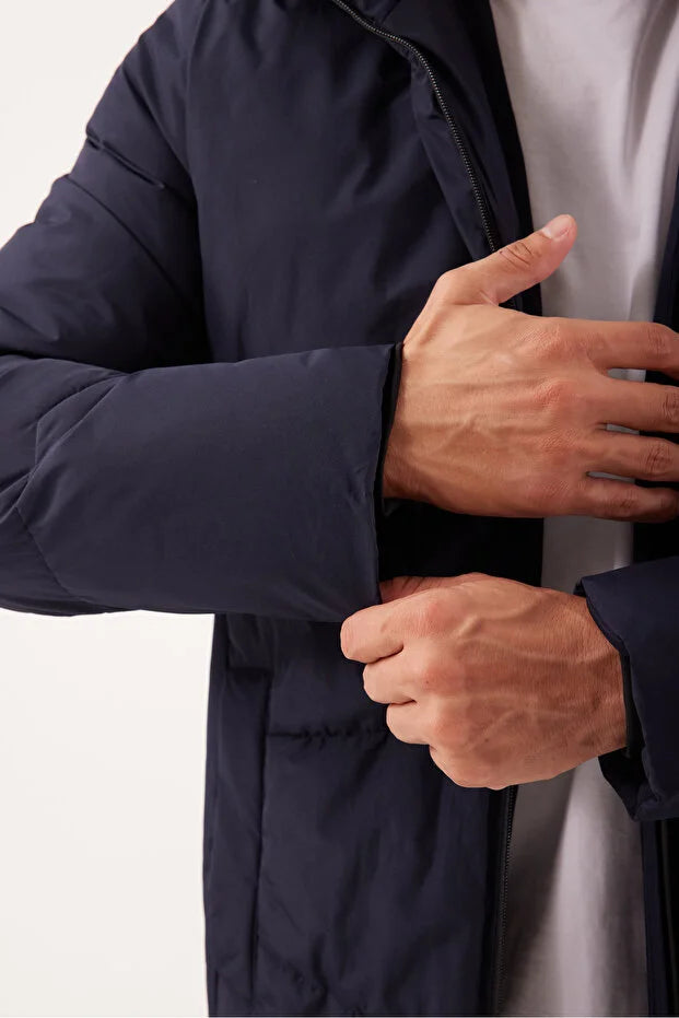 Erkek Dolumlu Kapşonlu Su İticili Mont - Lacivert