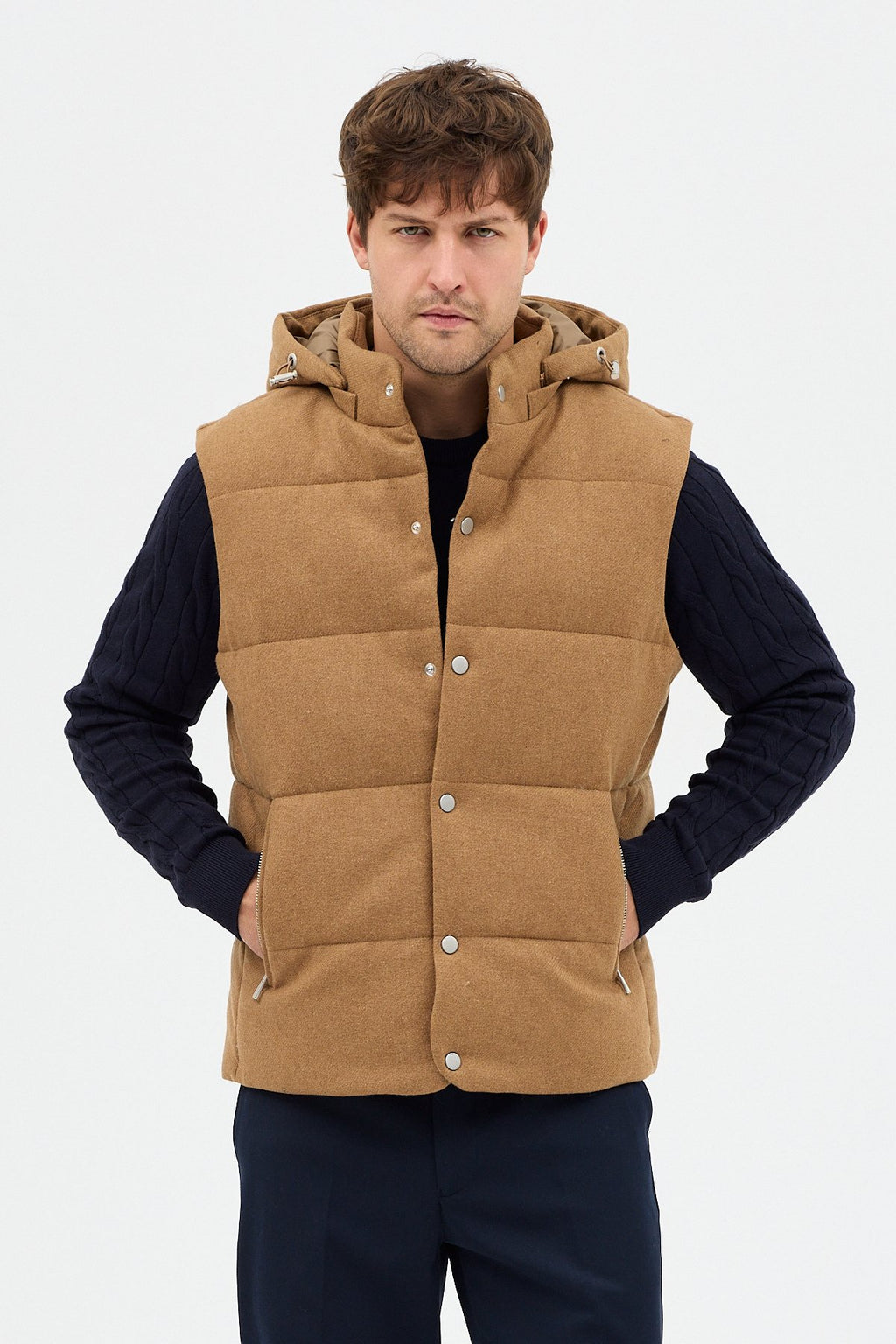 Yün karışımlı dolumlu kapüşonlu regular kalıp yelek