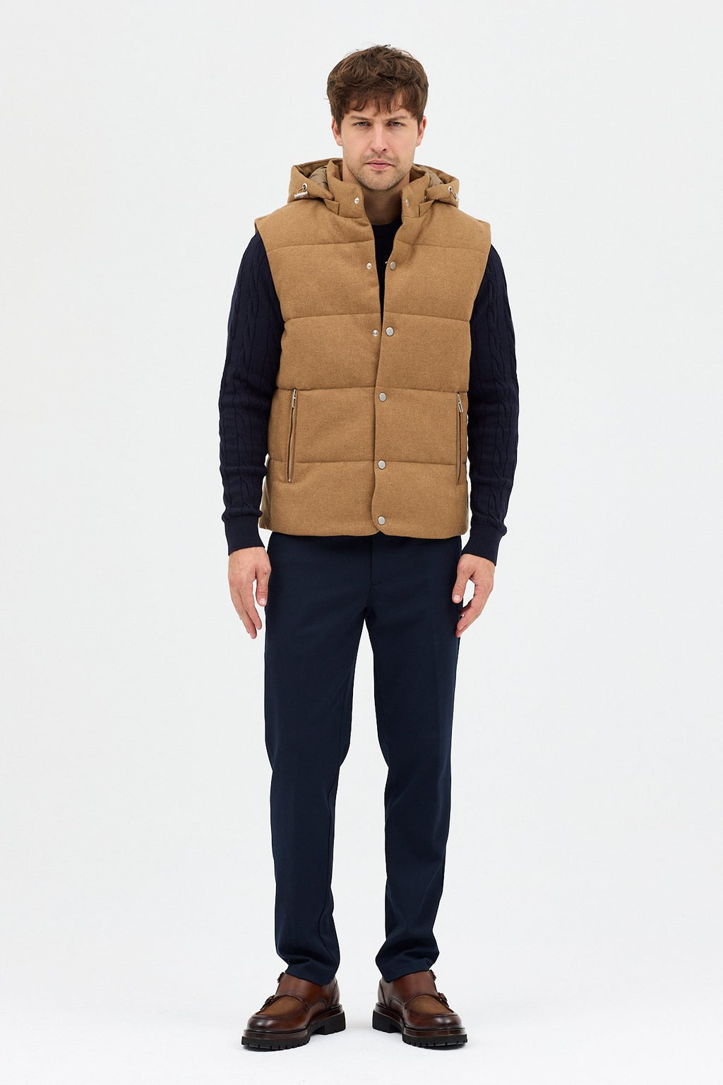 Yün karışımlı dolumlu kapüşonlu regular kalıp yelek