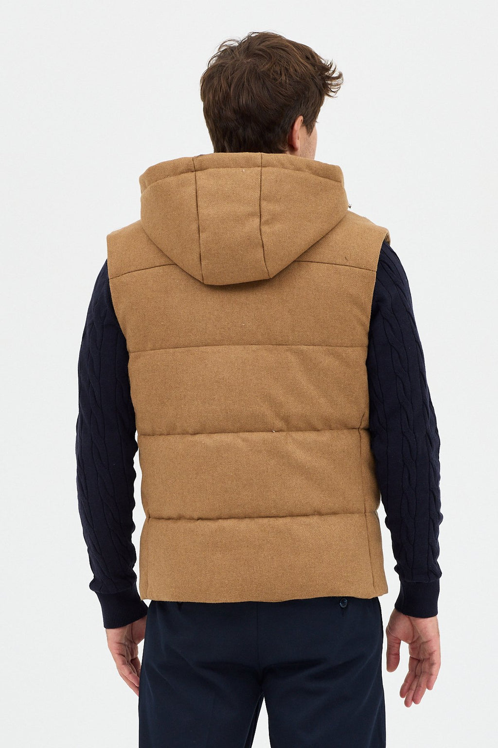 Yün karışımlı dolumlu kapüşonlu regular kalıp yelek